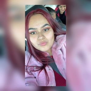 Meet your Posher, Lucy